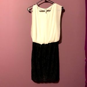 White and black lace dress NEW XS